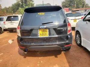 Subaru Forester 2010 Black