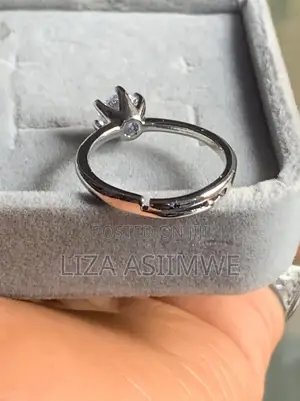 Solitaire Ring Featuring a 6-Prong Set Cubic Zirconia Stone