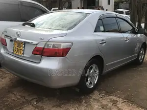 Toyota Premio 2009 Silver