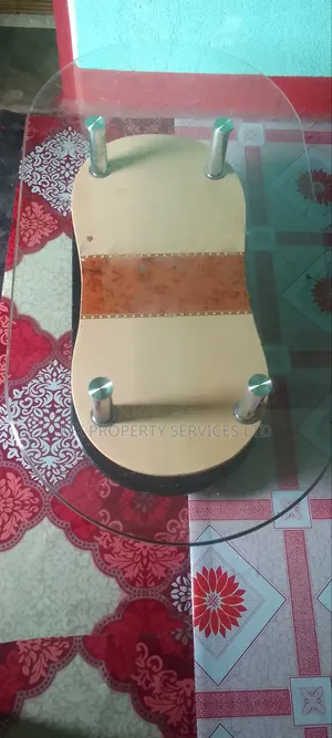 Glass Table for Sale in Matugga