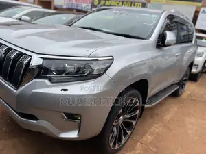 Toyota Land Cruiser Prado 2.8 2019 Gray