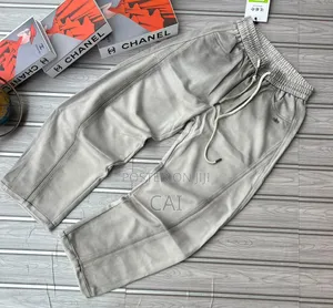 Black Relaxed-Fit Jogger Sweatpants