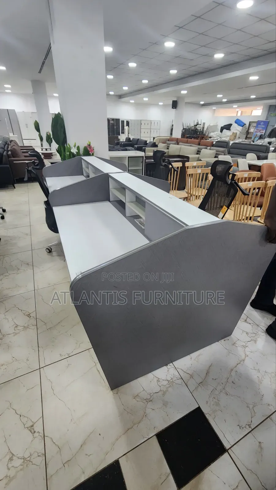 Glass Less Workstation