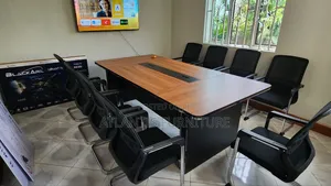 Glass Less Workstation