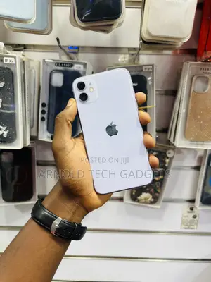 Apple iPhone 11 64 GB Purple