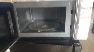 20 Litres Roch Microwave Digital