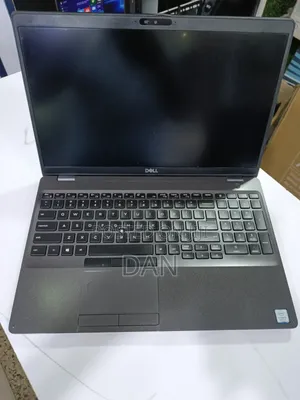 Laptop Dell Precision 3541 16GB Intel Core i5 SSD 256GB