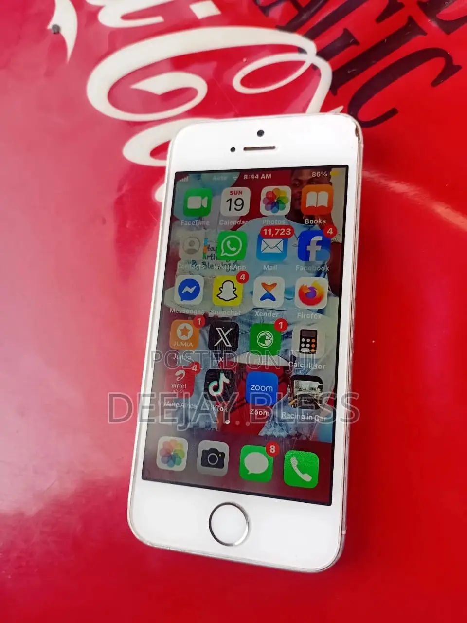 Apple iPhone SE 32 GB White