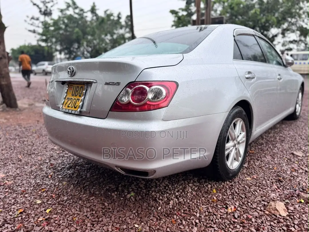 Toyota Mark X 2.5 AWD 2009 Silver