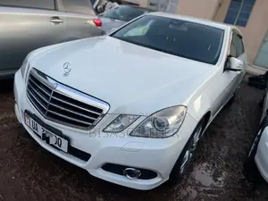 Mercedes-Benz E300 2011 White