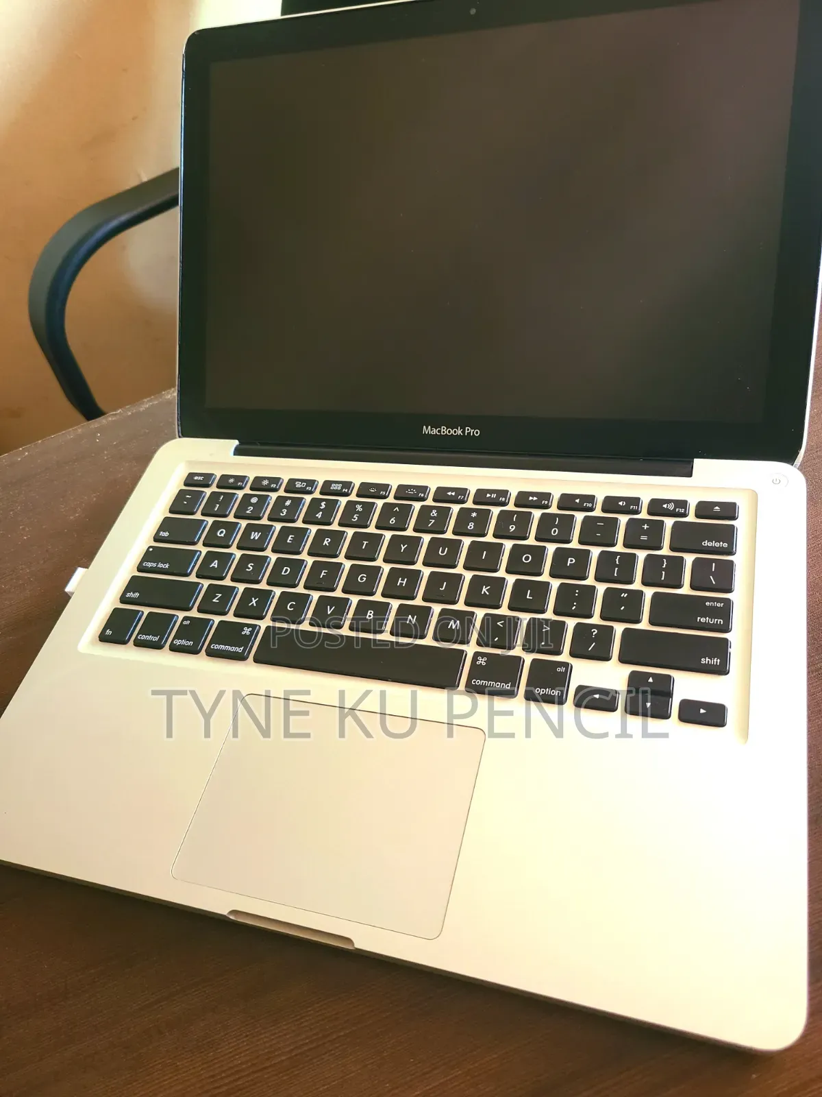 Laptop Apple MacBook Pro 4GB Intel Core i5 SSD 128GB