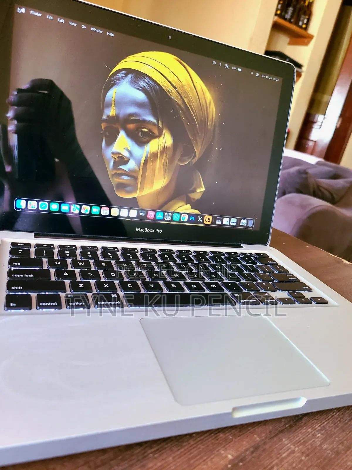 Laptop Apple MacBook Pro 4GB Intel Core i5 SSD 128GB