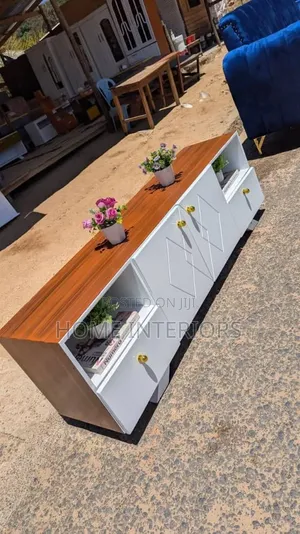 Tvstand in Double Color