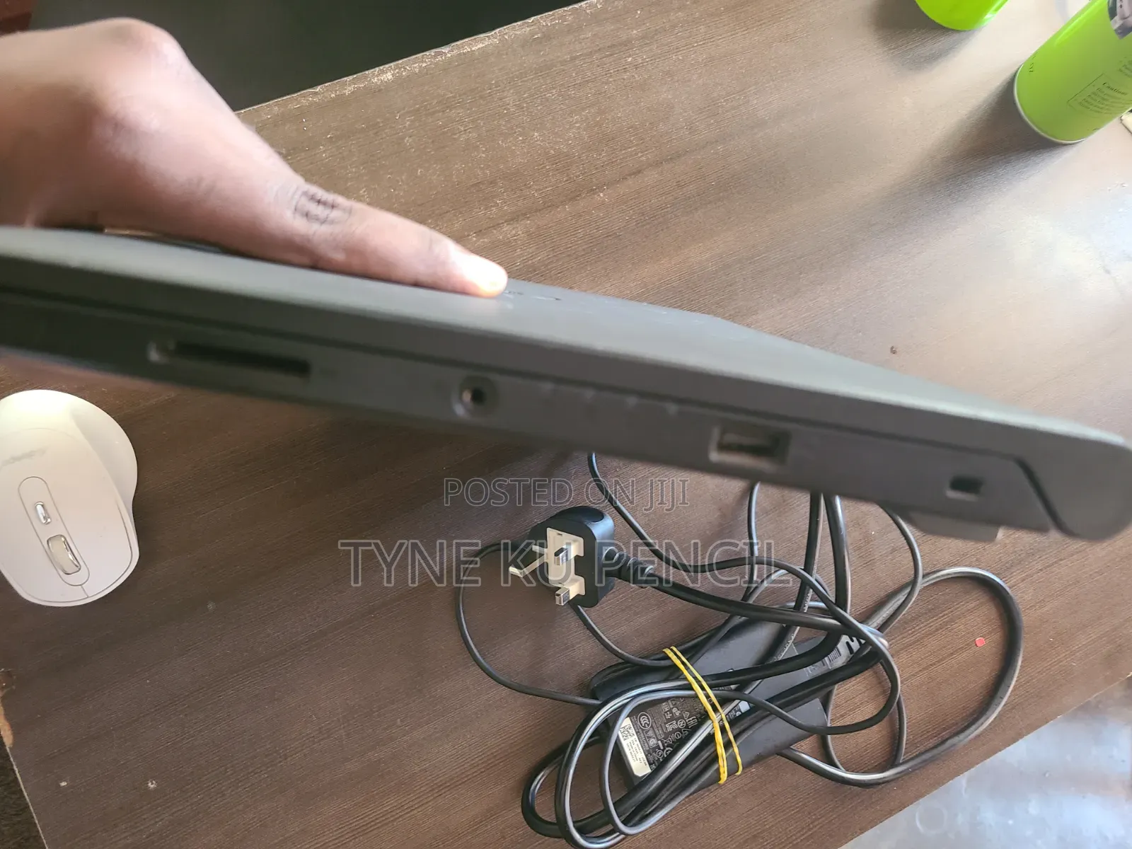 Laptop Dell Latitude 3350 4GB Intel Core i5 HDD 500GB