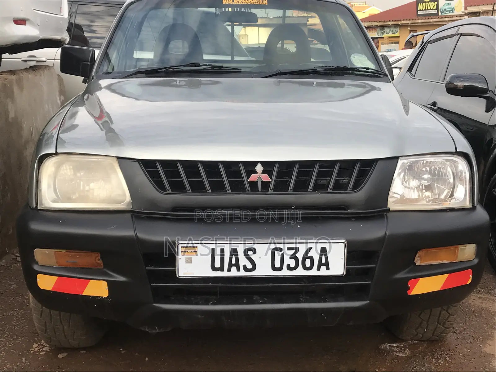 Mitsubishi L200 2000 Silver