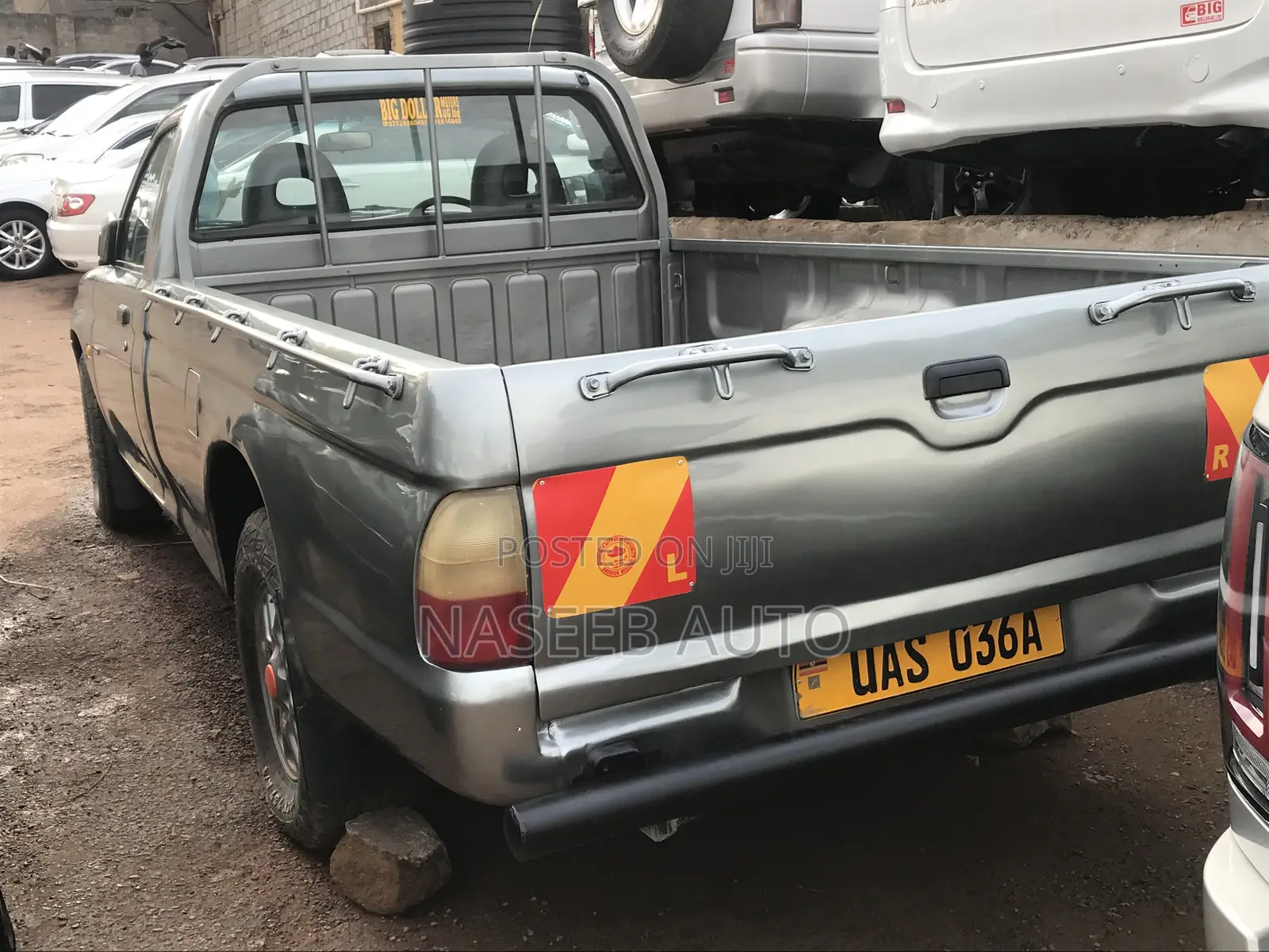 Mitsubishi L200 2000 Silver