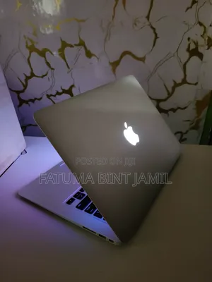 Laptop Apple MacBook Air 256GB Intel Core i7 HDD+SSD 250GB