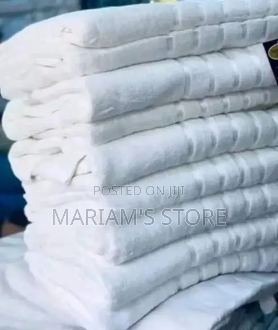 Generic White Cotton Towels for Bath Use