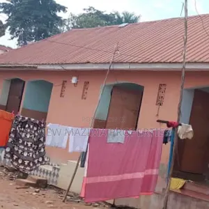 5bdrm House in Nansana Town, Central Division for sale