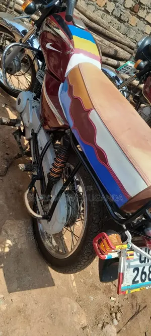 Bajaj Boxer 2024 Red
