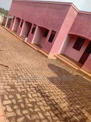 1bdrm House in Ssisa for rent