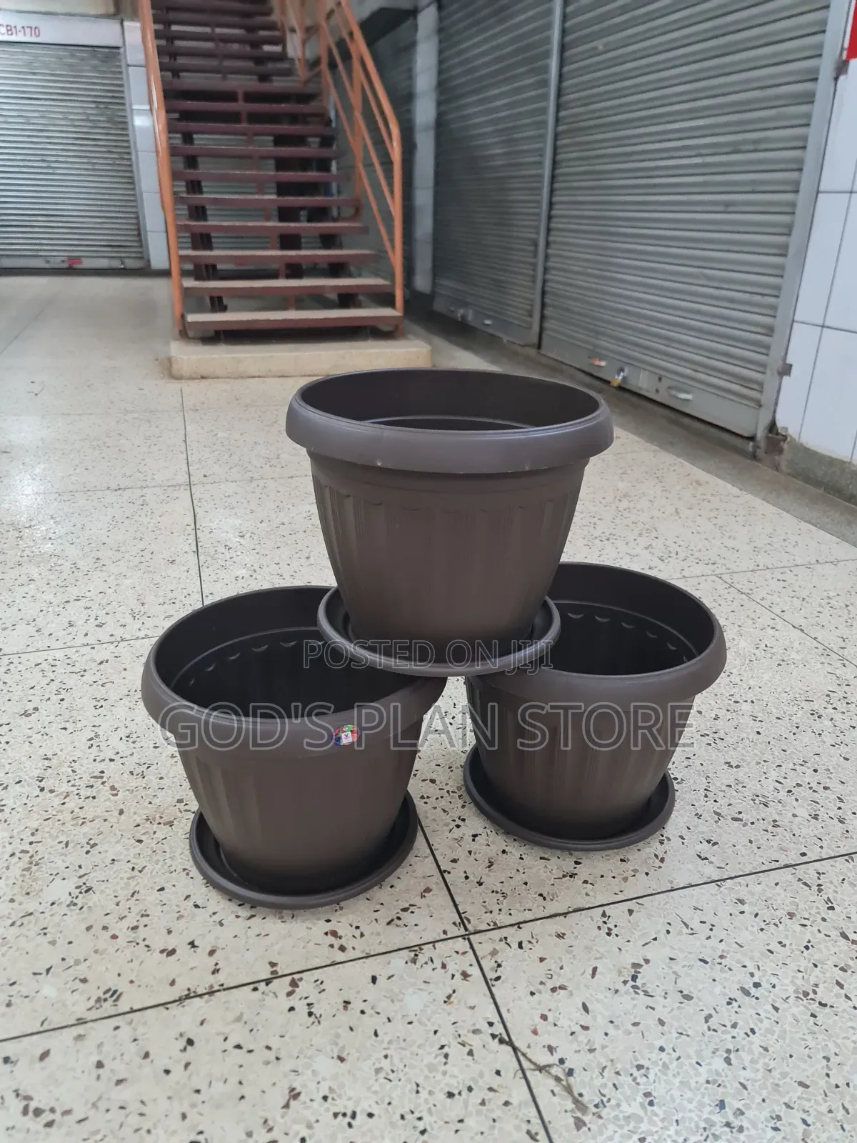 Vegas Plastic Flower Pots Plastic Flower Pots