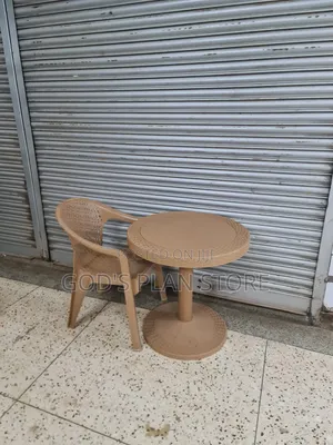 Vegas Plastic Table and Chair Set Brown