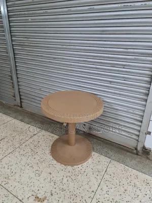 Vegas Round Plastic Table Plastic Table 4people