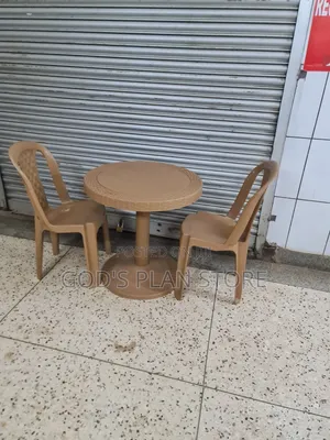 Homiboss Dining Plastic Table and Chairs Plastic Table and Chairs