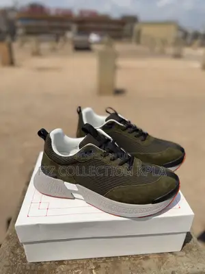Hermès Bouncing Army Green Casual Sneake