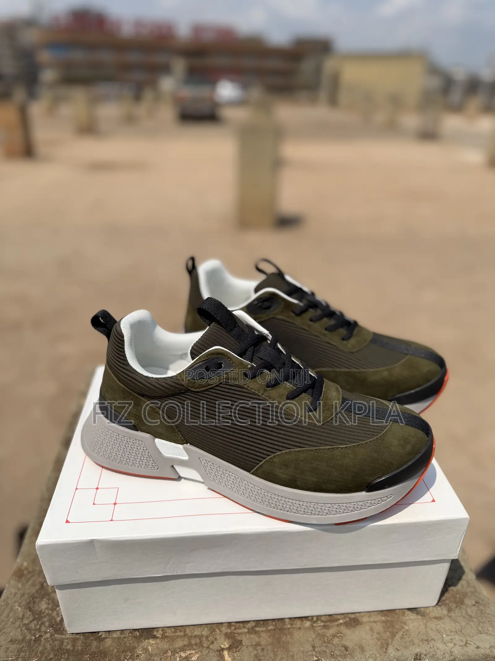 Hermès Bouncing Army Green Casual Sneake