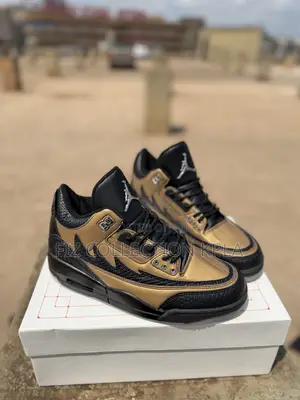 Nike Air Jordan 3 Retro El Vuelo Black Gold Sneakers