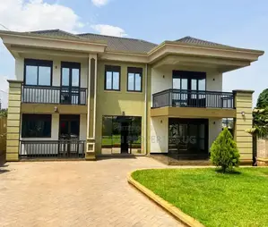 6bdrm Duplex in Nakawa Estate, Central Division for rent