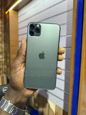 Apple iPhone 11 Pro Max 64 GB