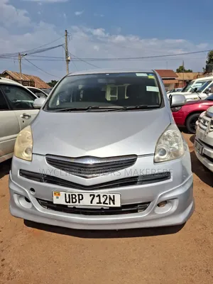 Toyota HiAce 2007 Silver