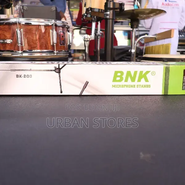 Adjustable Microphone Stand