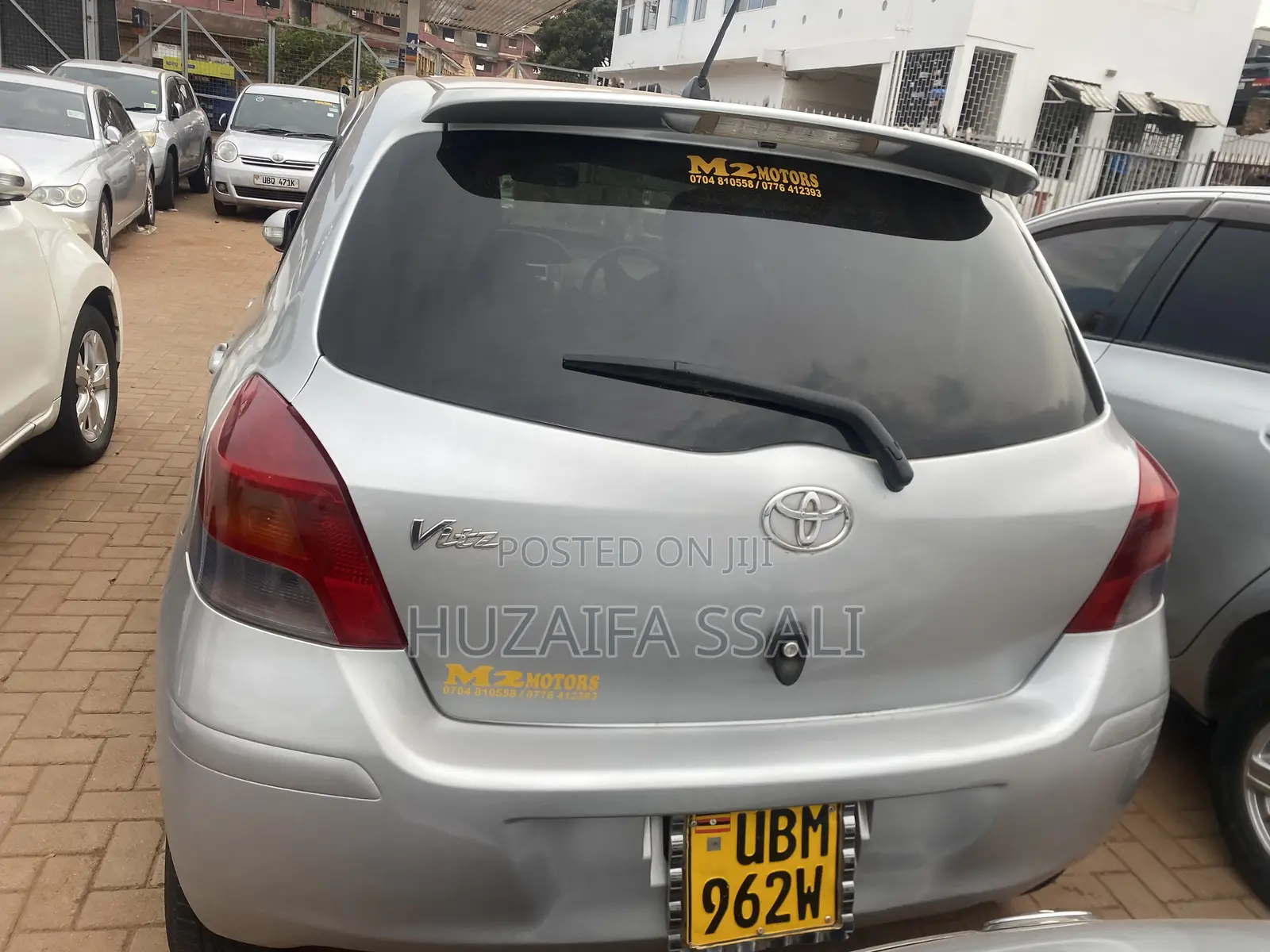 Toyota Vitz 2012 Silver