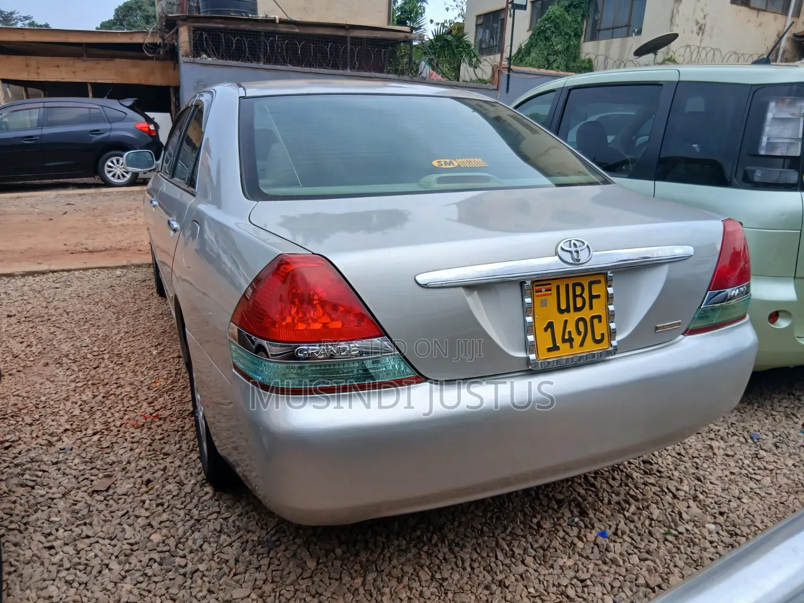 Toyota Mark II 2004 Silver