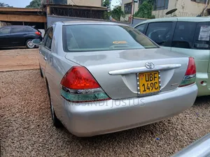 Toyota Mark II 2004 Silver