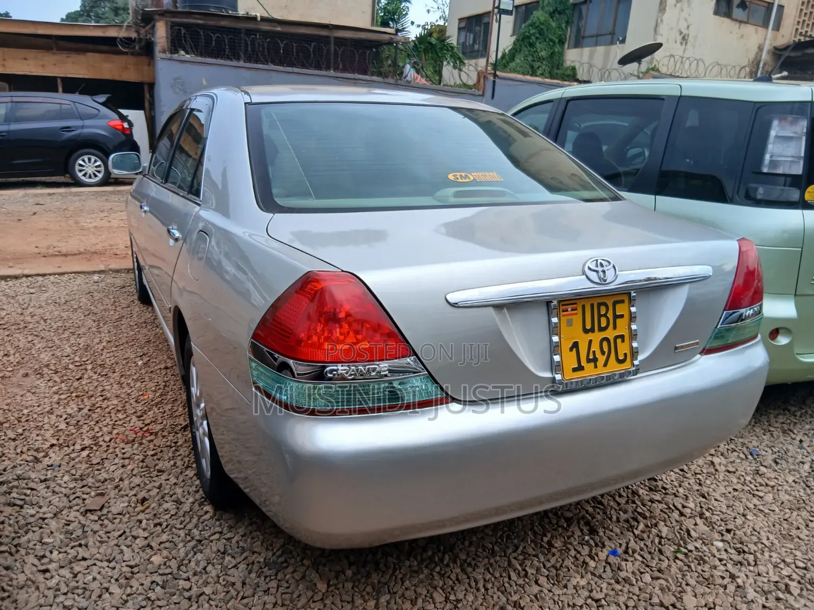 Toyota Mark II 2004 Silver
