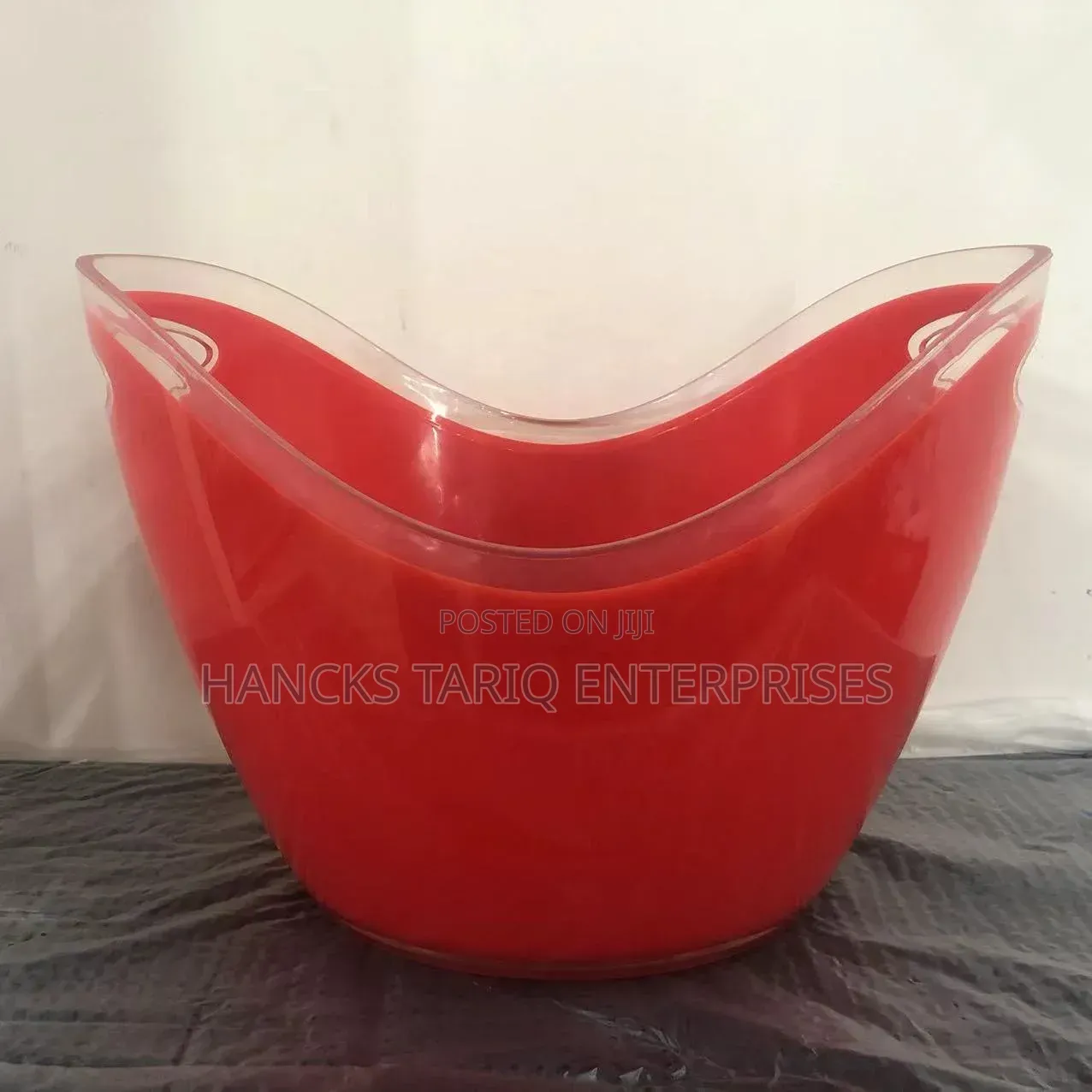 Modern Ice Bucket