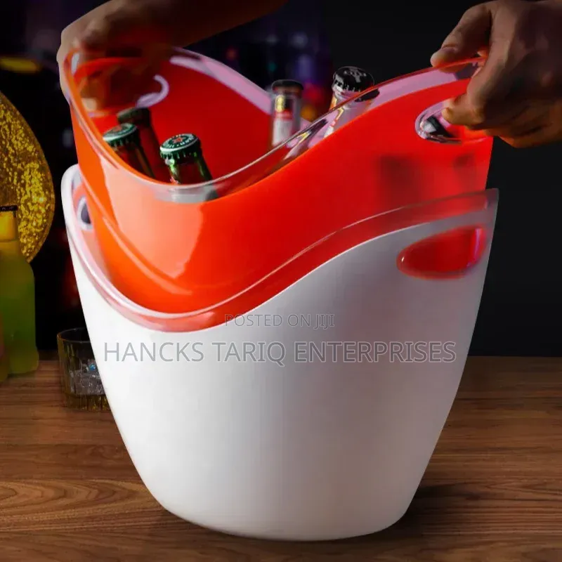 Modern Ice Bucket