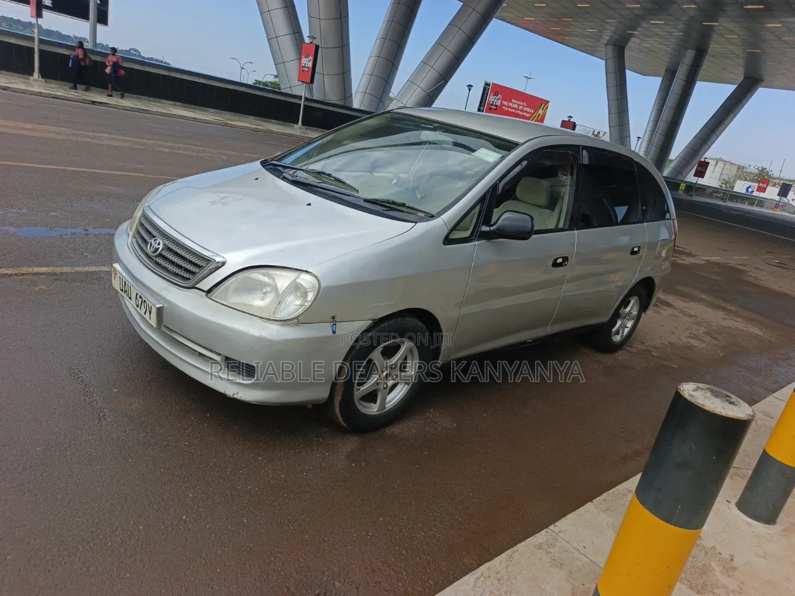 Toyota Nadia 2001 Silver