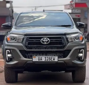Toyota Hilux Revo Double Cab Deisel 2.8 AWD 2018 Green