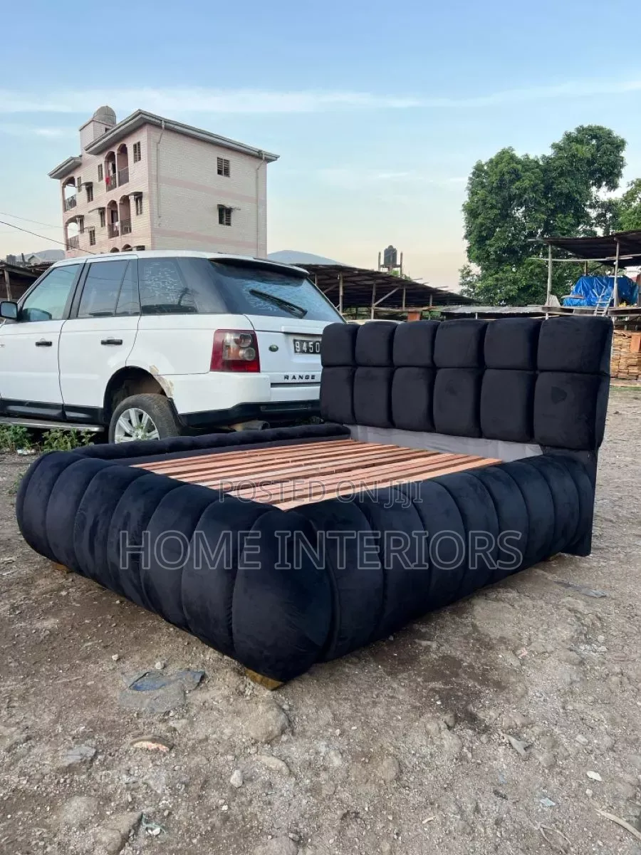 Black 5 by 6 Bed