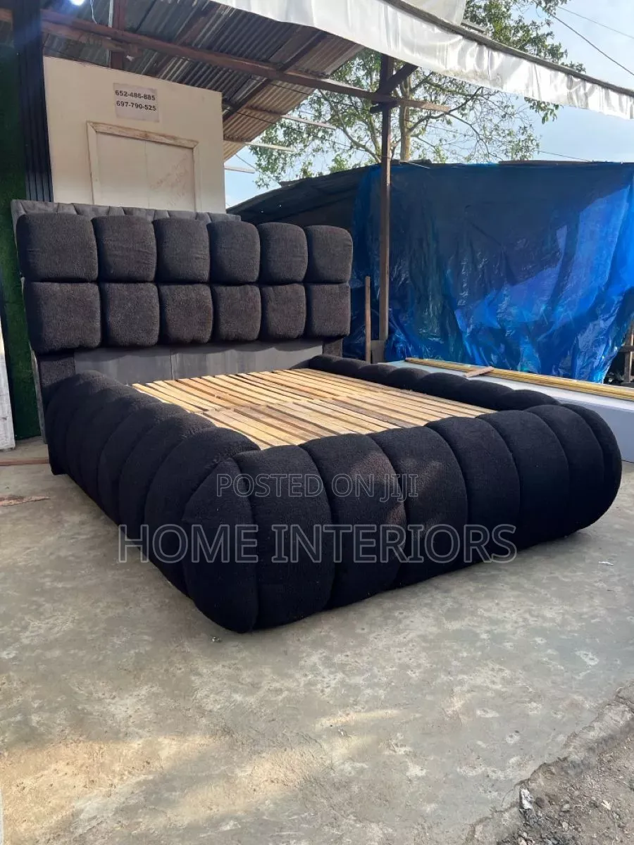 Black 5 by 6 Bed