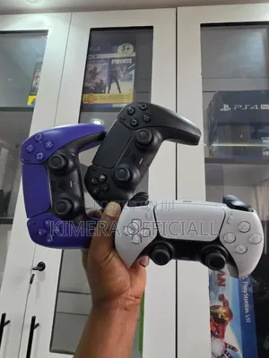 100% Original PS5 DualSense Wireless Controller in Kampala. UK USED