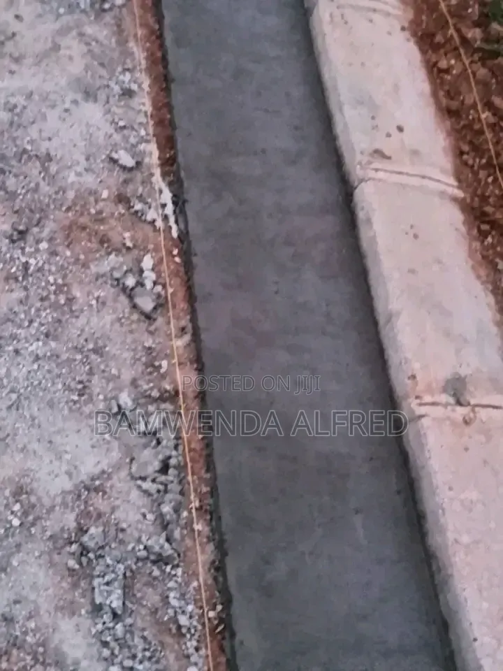 Paving, Asphalt, Compound Levelling, Murram, Potholes,courts