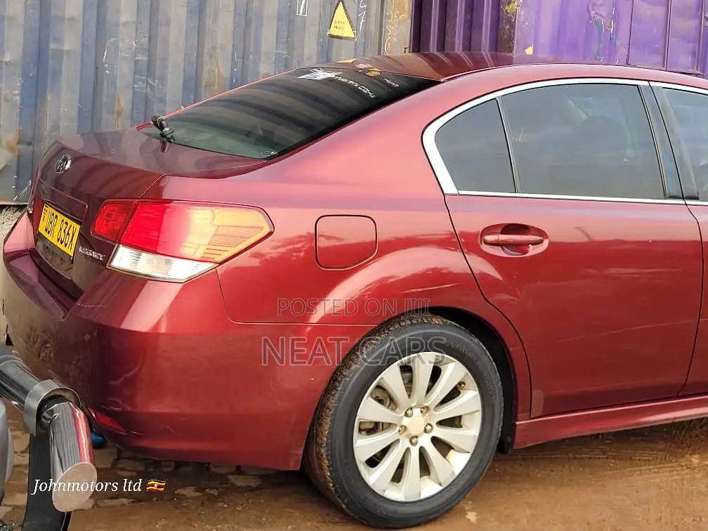 Subaru Legacy 2010 Red