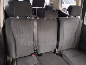Toyota Noah 2011 White